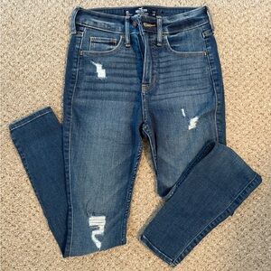 Holister Juniors Distressed Skinny Jeans